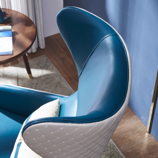 Moderne, technologie-inspirier – Office Tech Room Bewertung und Preis