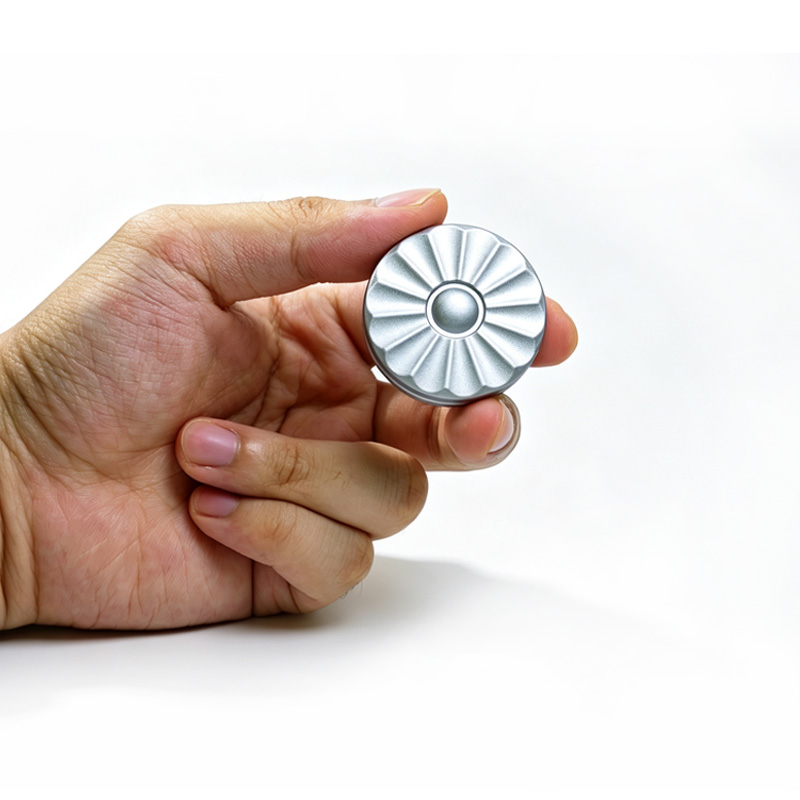Rotierender Münz-Magnet-Haptik – Cool Office Tech Gadgets Bewertung und Preis