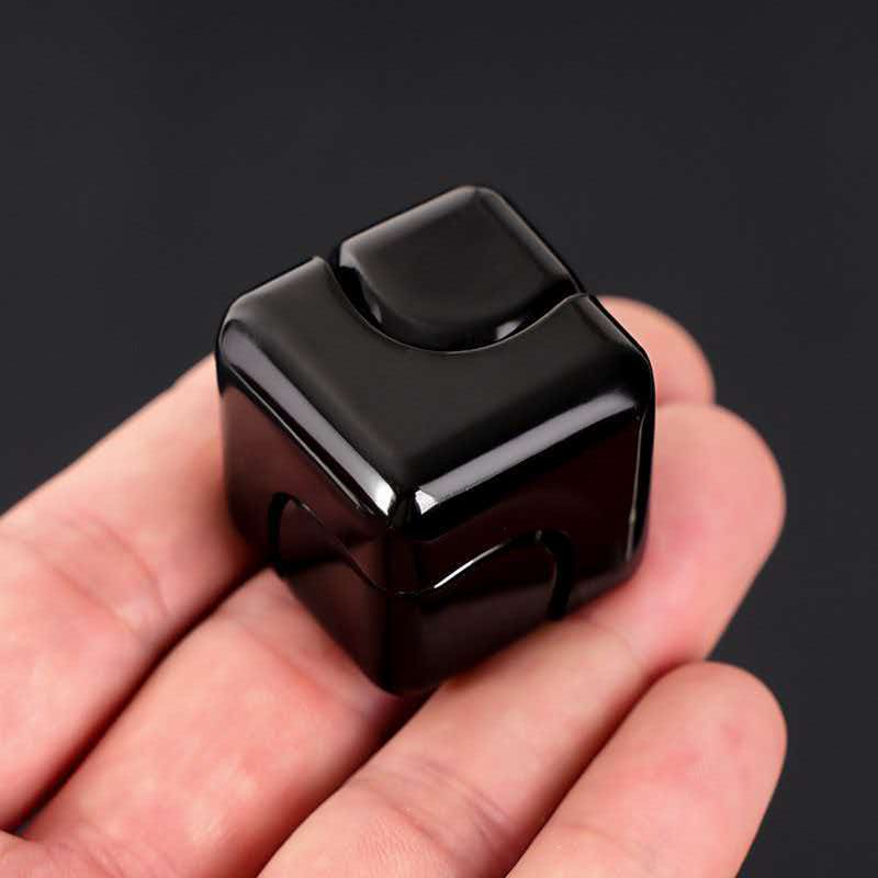 Quadratischer Infinity Fidget  – Cool Office Tech Gadgets Bewertung und Preis