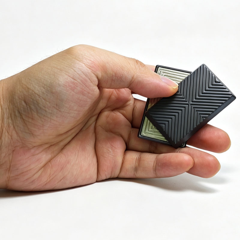 NEUER Magnetischer Push-Card-F – Cool Office Tech Gadgets Bewertung und Preis