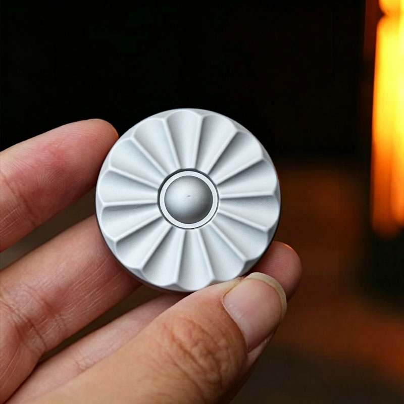 Magnetischer Haptischer Münz-F – Cool Office Tech Gadgets Bewertung und Preis